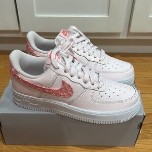 Nike Air Force 1